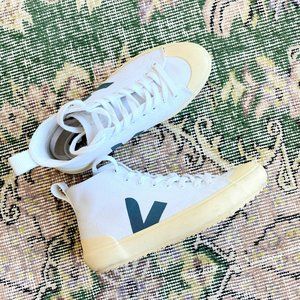 Veja Nova High Top sneakers, EUR 37 US 6, white